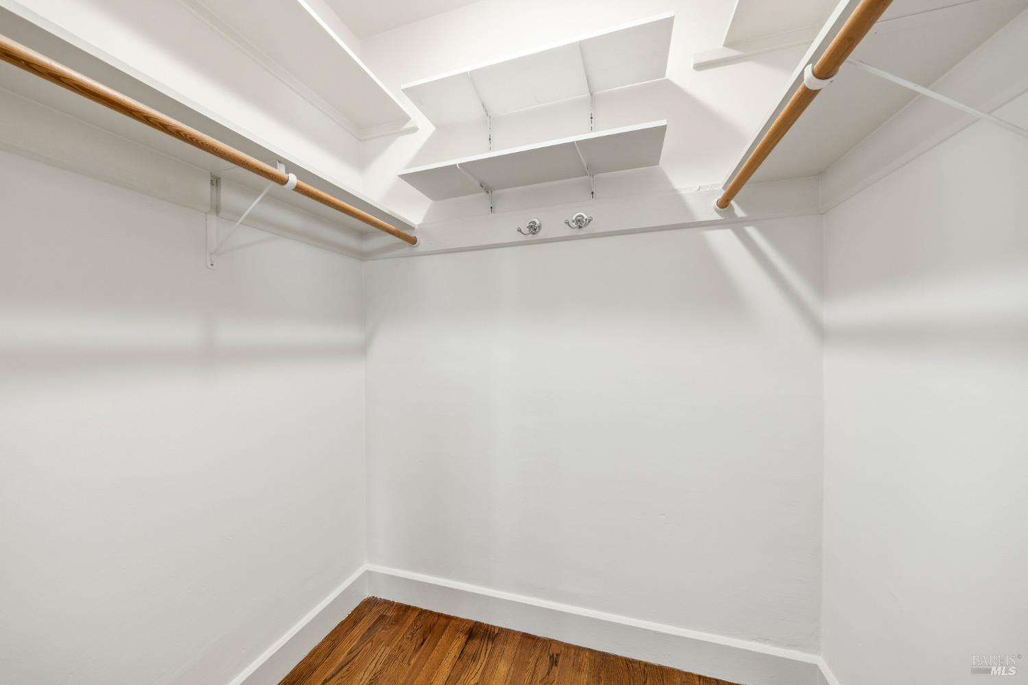 Detail Gallery Image 36 of 45 For 31 Acacia Ave, Belvedere,  CA 94920 - 3 Beds | 1 Baths