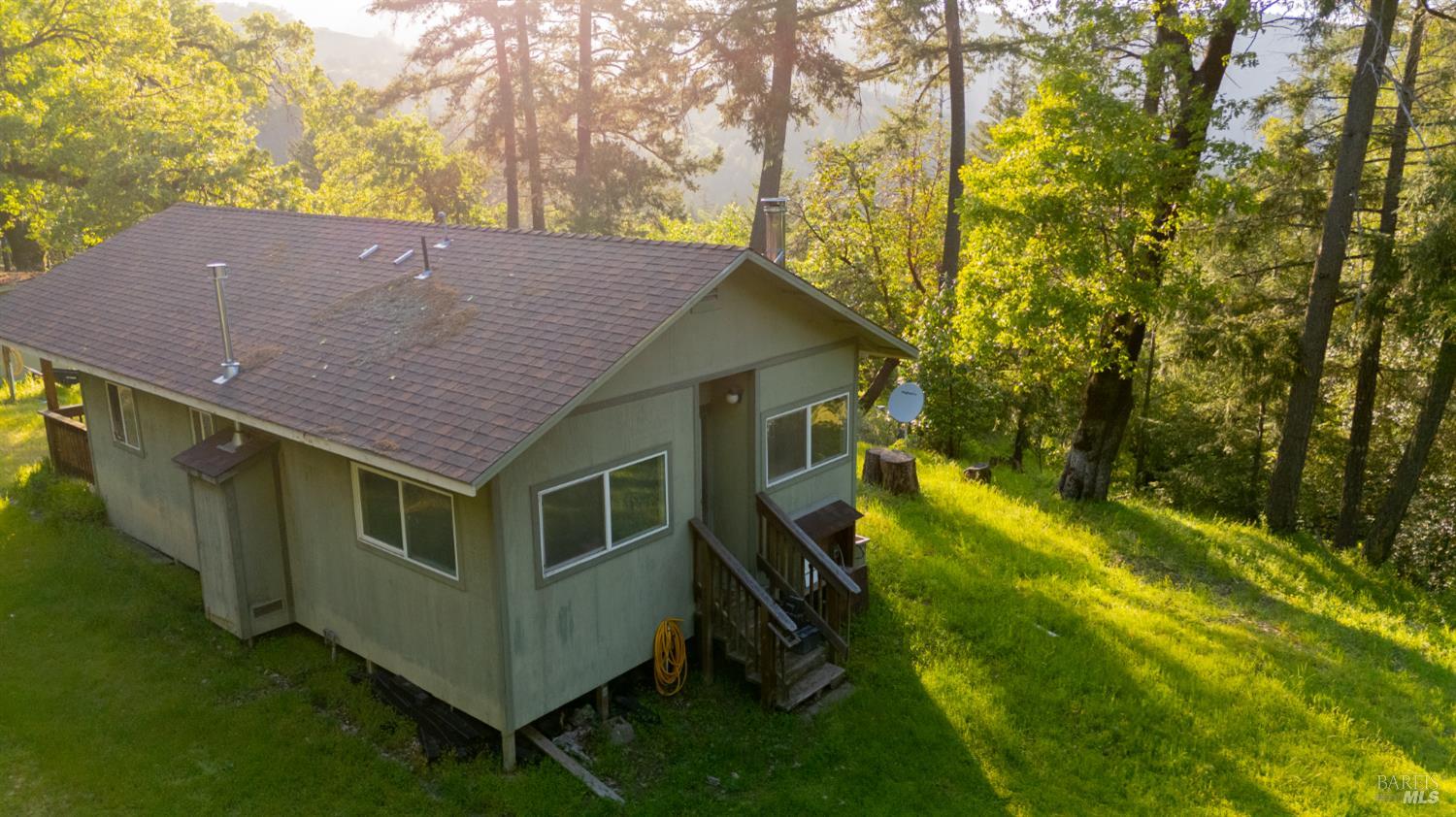 Detail Gallery Image 5 of 43 For 8000 Simmerly Ranch Rd, Laytonville,  CA 95454 - 1 Beds | 1 Baths