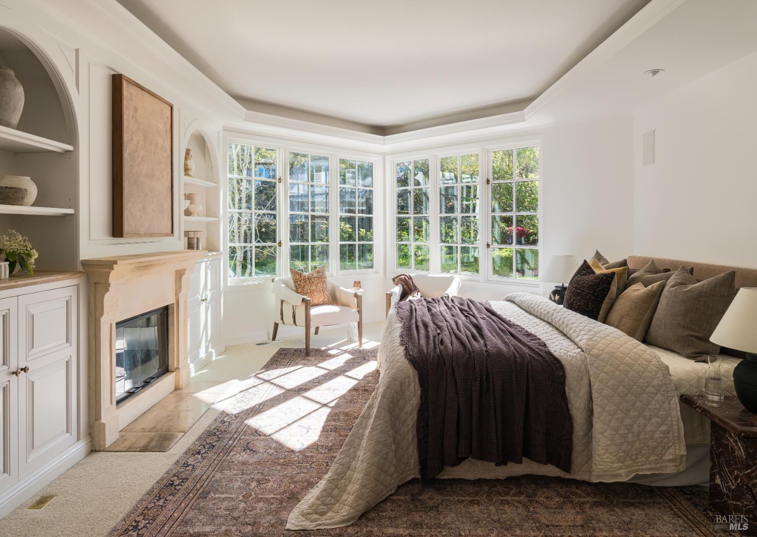 Detail Gallery Image 23 of 59 For 14 Skyland Way, Ross,  CA 94957 - 5 Beds | 4/1 Baths