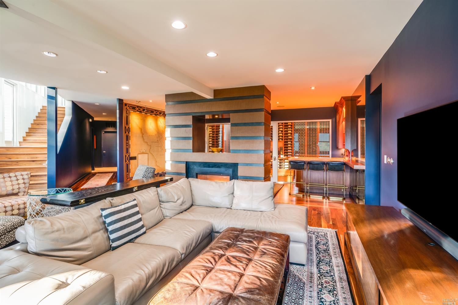 Detail Gallery Image 27 of 40 For 9 Bournemouth Rd, Saint Helena,  CA 94574 - 4 Beds | 5/2 Baths