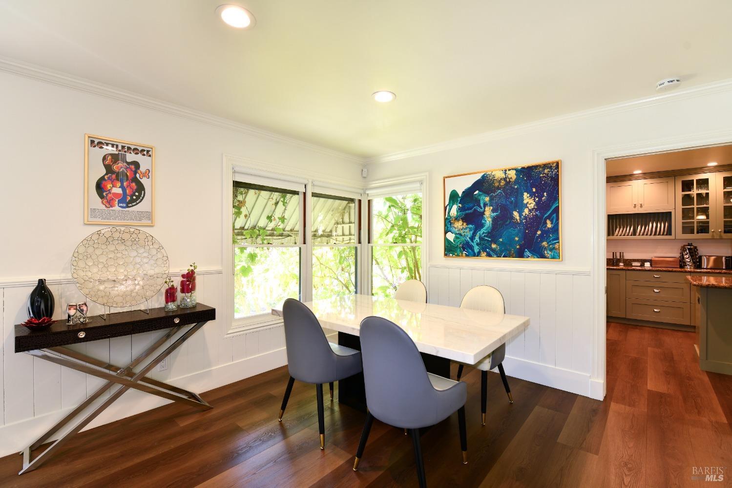 Detail Gallery Image 13 of 31 For 4 Ramona Ave, Napa,  CA 94559 - 3 Beds | 2 Baths