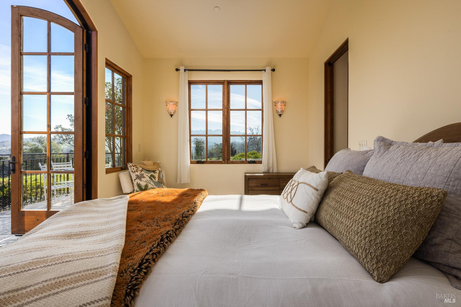 Detail Gallery Image 11 of 32 For 6550 Sunny Meadows Trl, Santa Rosa,  CA 95404 - 1 Beds | 1/1 Baths