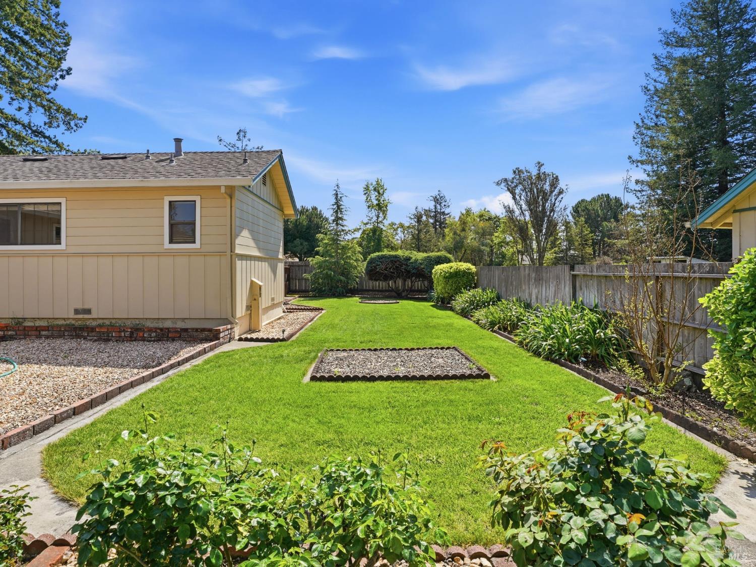 Detail Gallery Image 38 of 57 For 645 Speers Rd, Santa Rosa,  CA 95409 - 3 Beds | 2/1 Baths