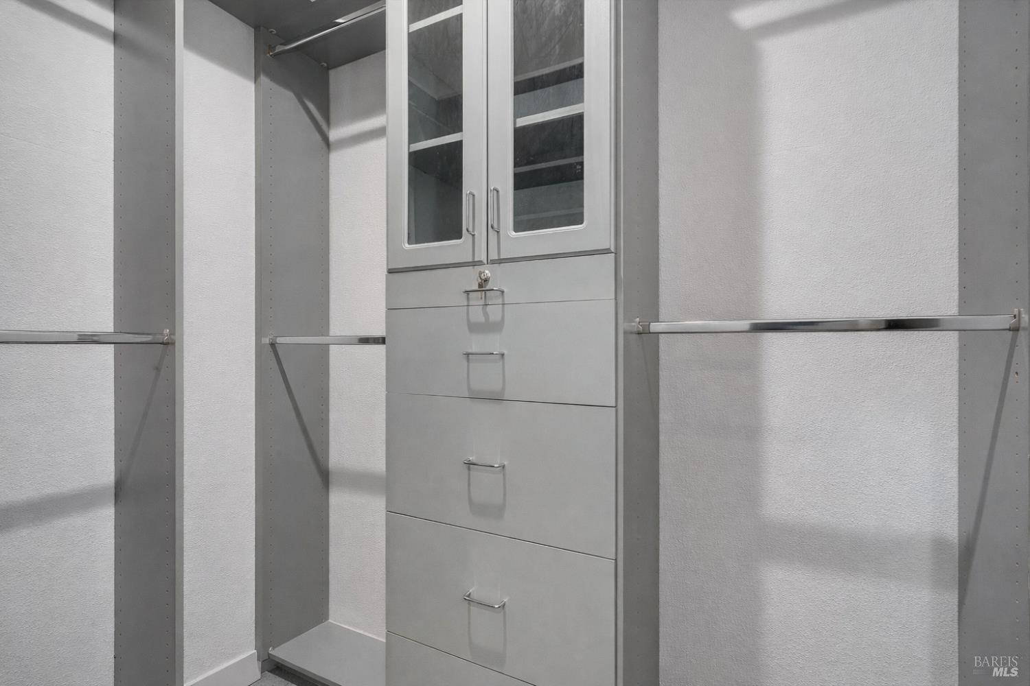 Detail Gallery Image 34 of 64 For 2521 Barley Ln, Santa Rosa,  CA 95403 - 5 Beds | 4 Baths