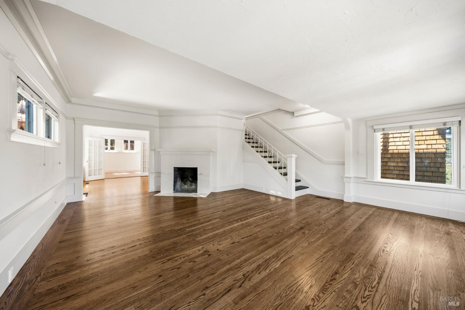 Detail Gallery Image 14 of 45 For 31 Acacia Ave, Belvedere,  CA 94920 - 3 Beds | 1 Baths