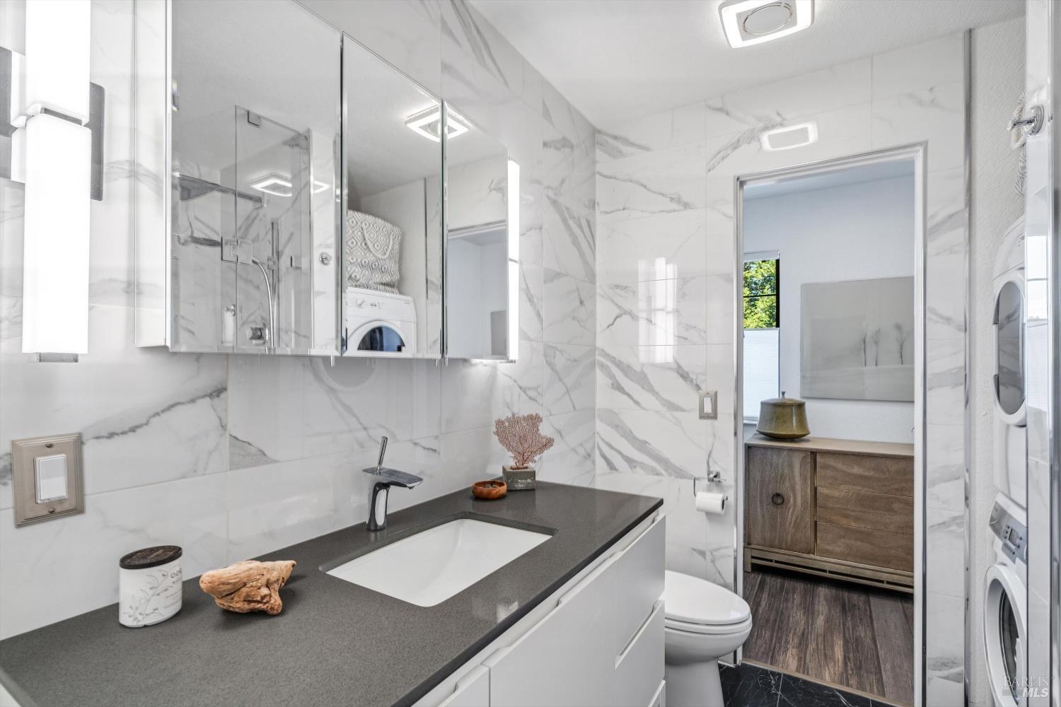 Detail Gallery Image 20 of 38 For 346 Piper St, Healdsburg,  CA 95448 - 2 Beds | 1/1 Baths