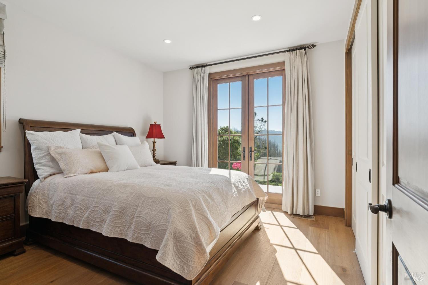 Detail Gallery Image 27 of 57 For 1044 Deer Park Rd, Deer Park,  CA 94576 - 3 Beds | 2/1 Baths