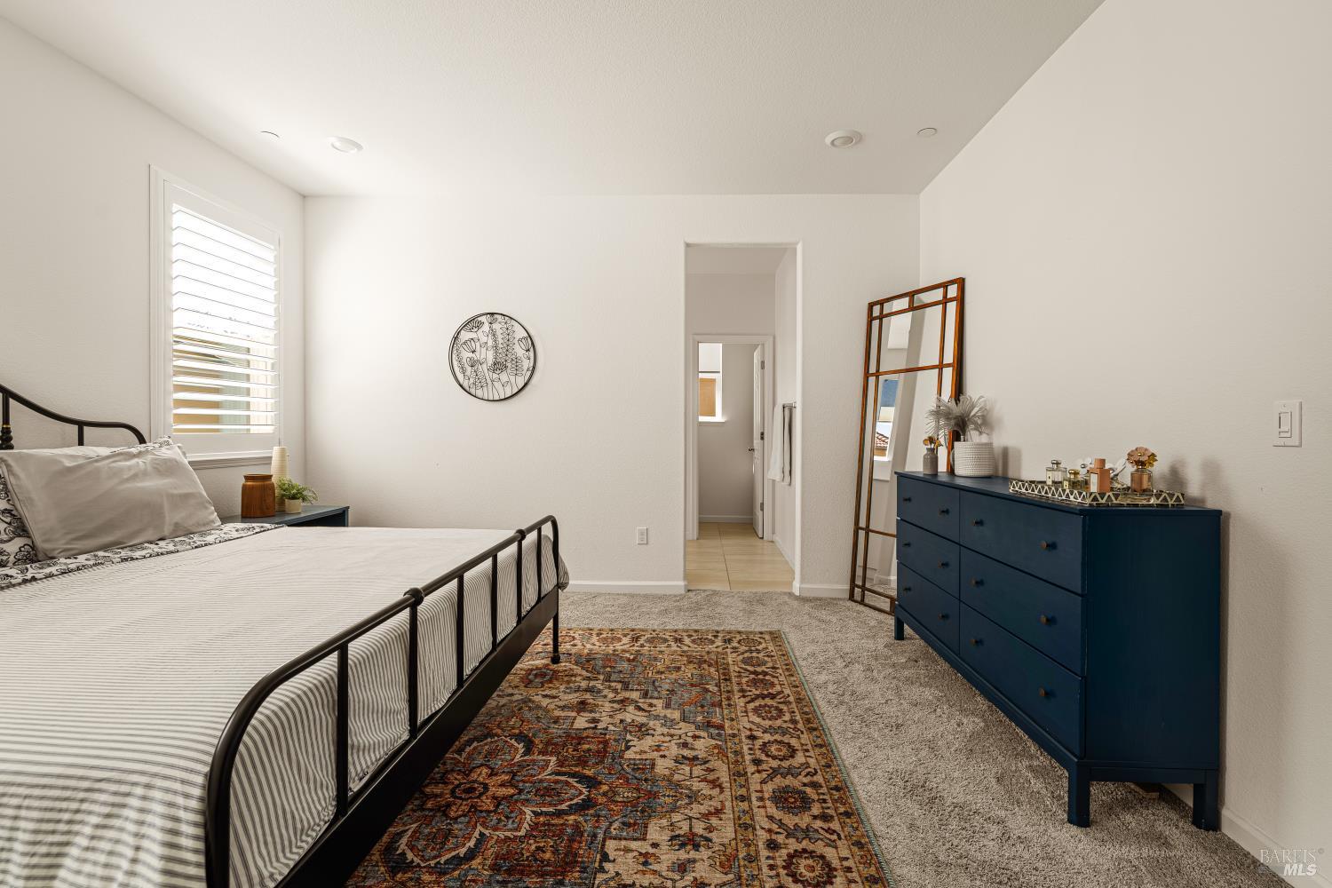 Detail Gallery Image 34 of 48 For 938 Fruit Stand Cir, Vacaville,  CA 95688 - 4 Beds | 4 Baths