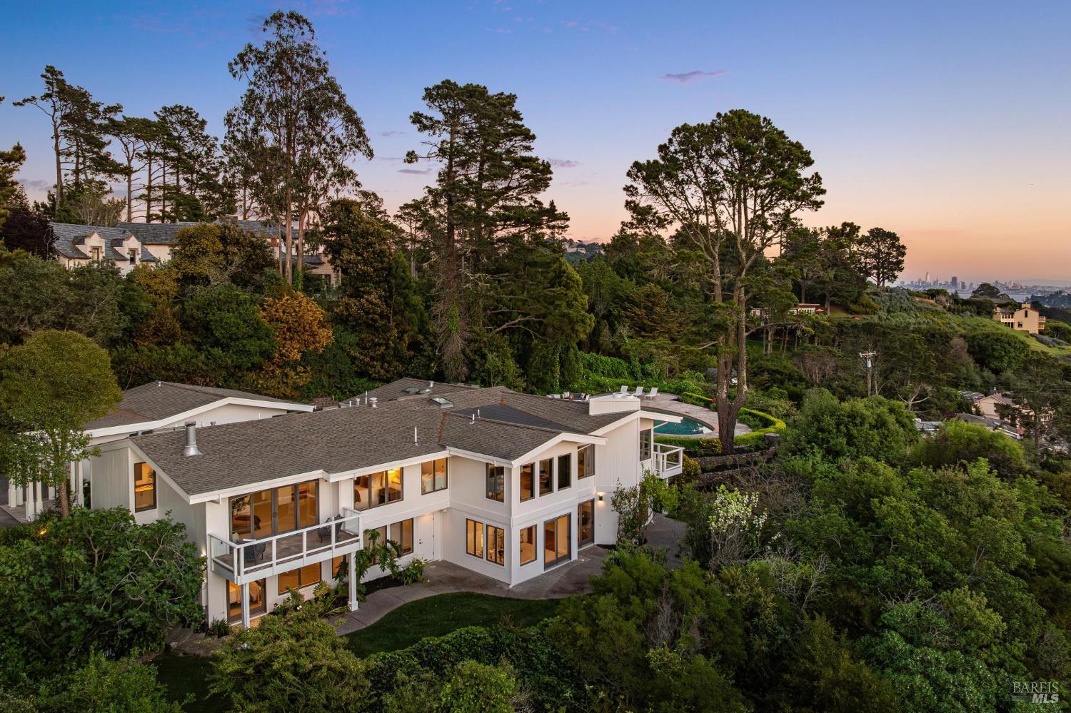 Detail Gallery Image 50 of 54 For 17 Tanfield Rd, Tiburon,  CA 94920 - 5 Beds | 5 Baths