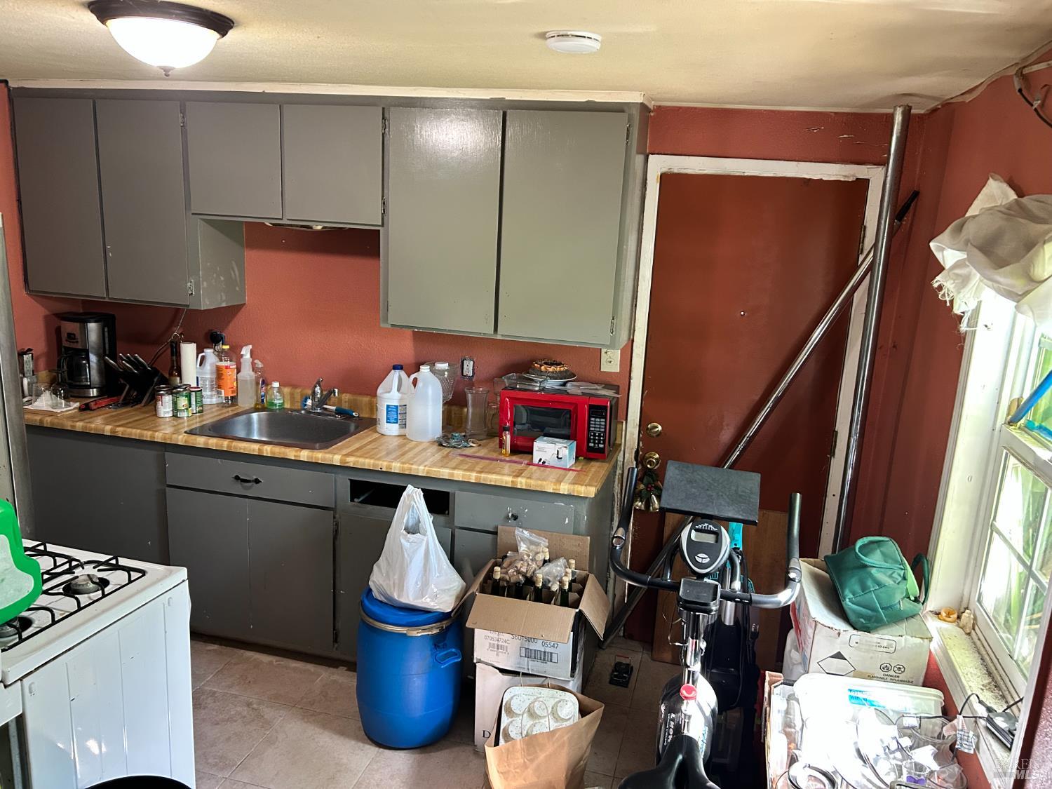 Detail Gallery Image 36 of 49 For 105 Laguna St, Vallejo,  CA 94591 - 3 Beds | 1 Baths