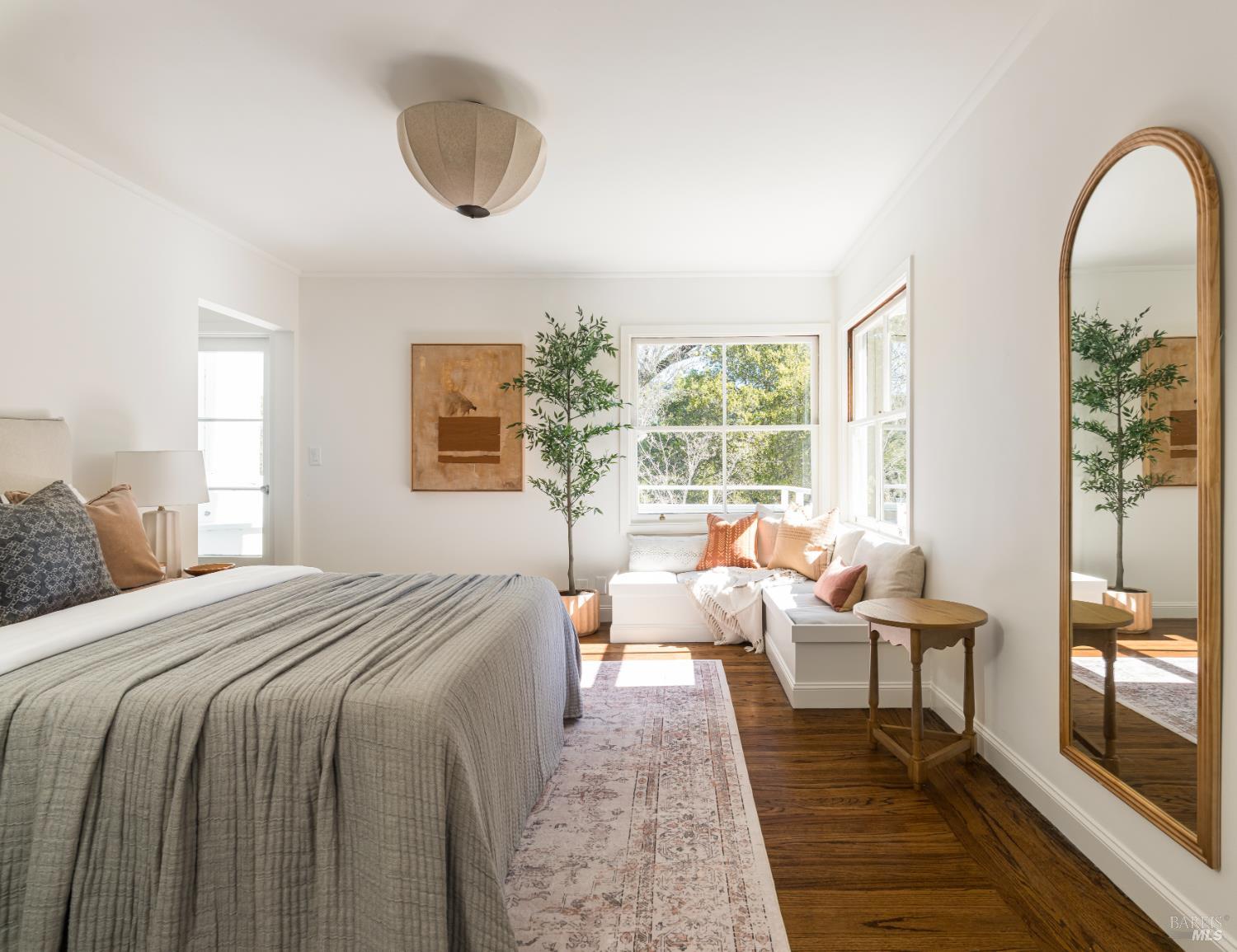 Detail Gallery Image 26 of 59 For 14 Skyland Way, Ross,  CA 94957 - 5 Beds | 4/1 Baths