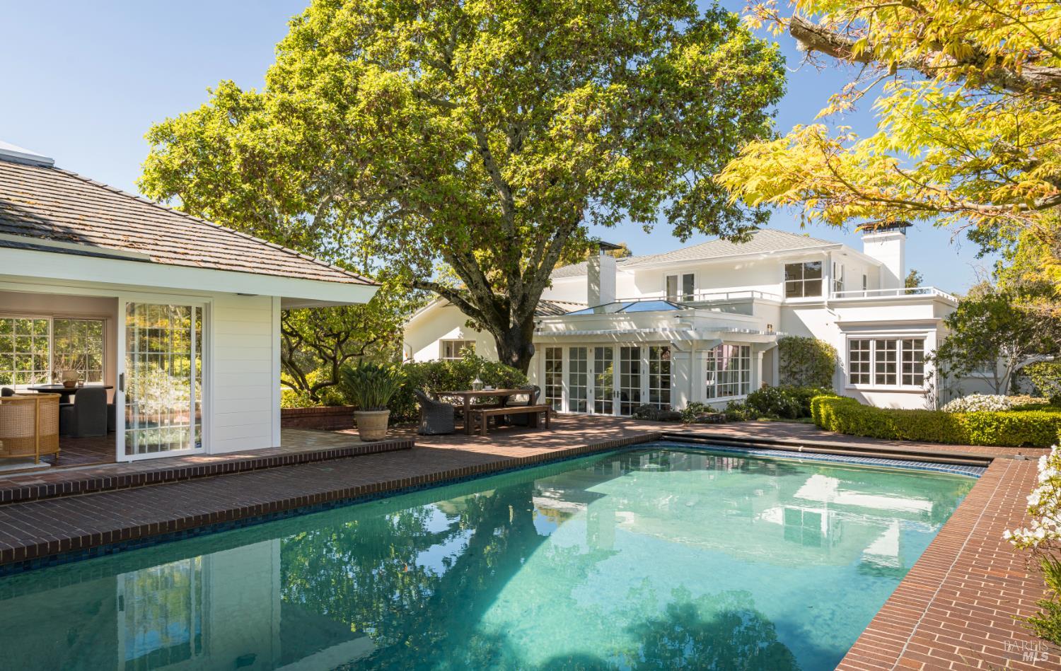 Detail Gallery Image 34 of 59 For 14 Skyland Way, Ross,  CA 94957 - 5 Beds | 4/1 Baths