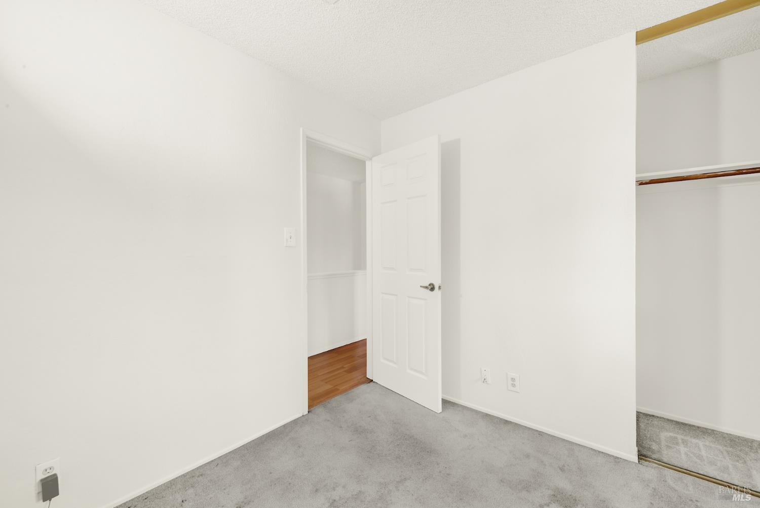 Detail Gallery Image 23 of 36 For 460 Turner Dr, Benicia,  CA 94510 - 3 Beds | 1/1 Baths