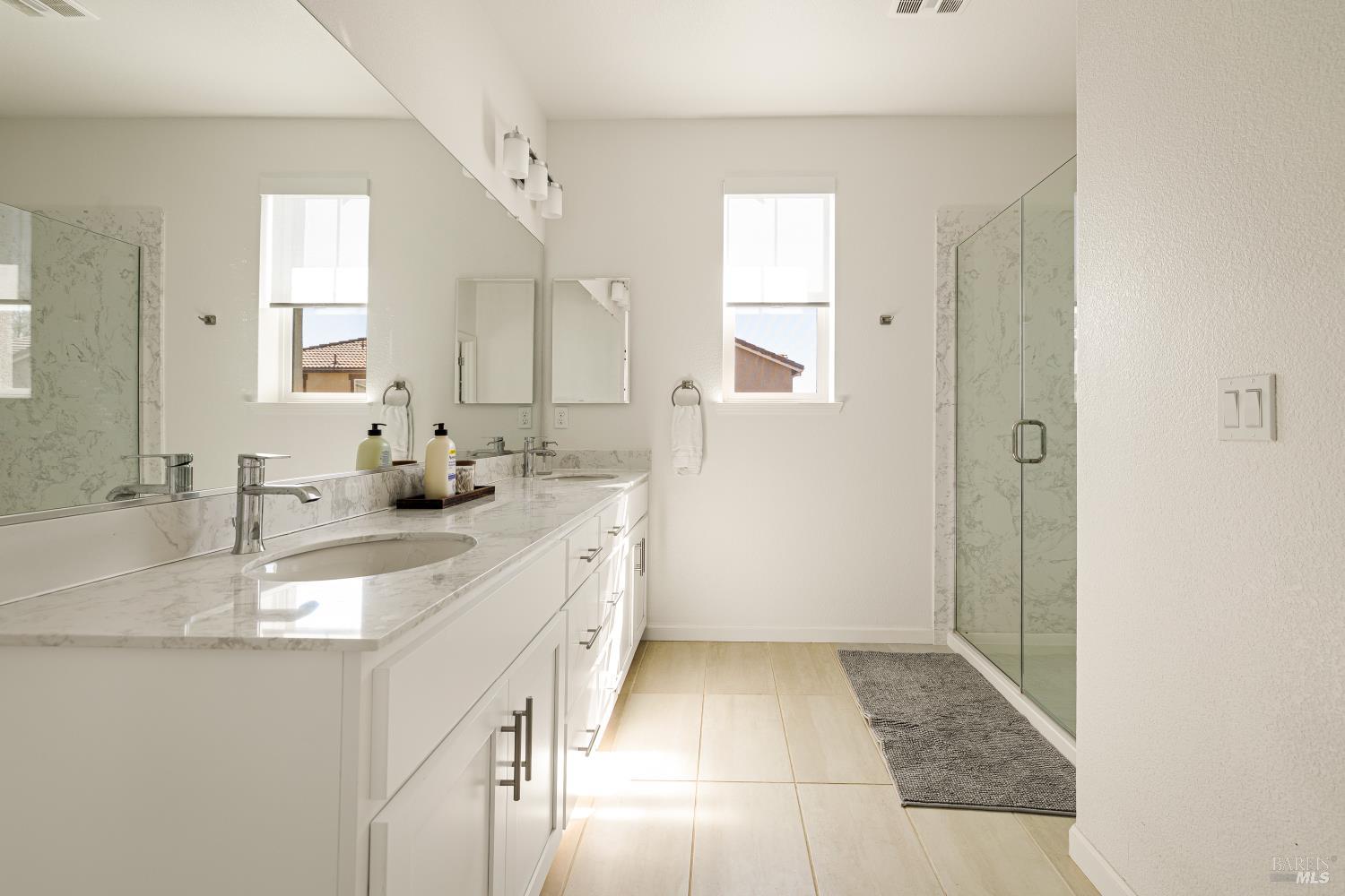 Detail Gallery Image 36 of 48 For 938 Fruit Stand Cir, Vacaville,  CA 95688 - 4 Beds | 4 Baths