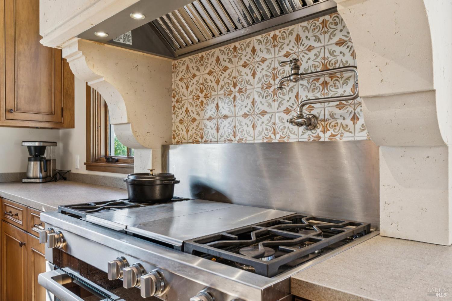 Detail Gallery Image 15 of 57 For 1044 Deer Park Rd, Deer Park,  CA 94576 - 3 Beds | 2/1 Baths