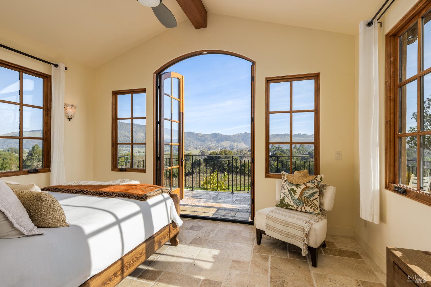 Detail Gallery Image 10 of 32 For 6550 Sunny Meadows Trl, Santa Rosa,  CA 95404 - 1 Beds | 1/1 Baths