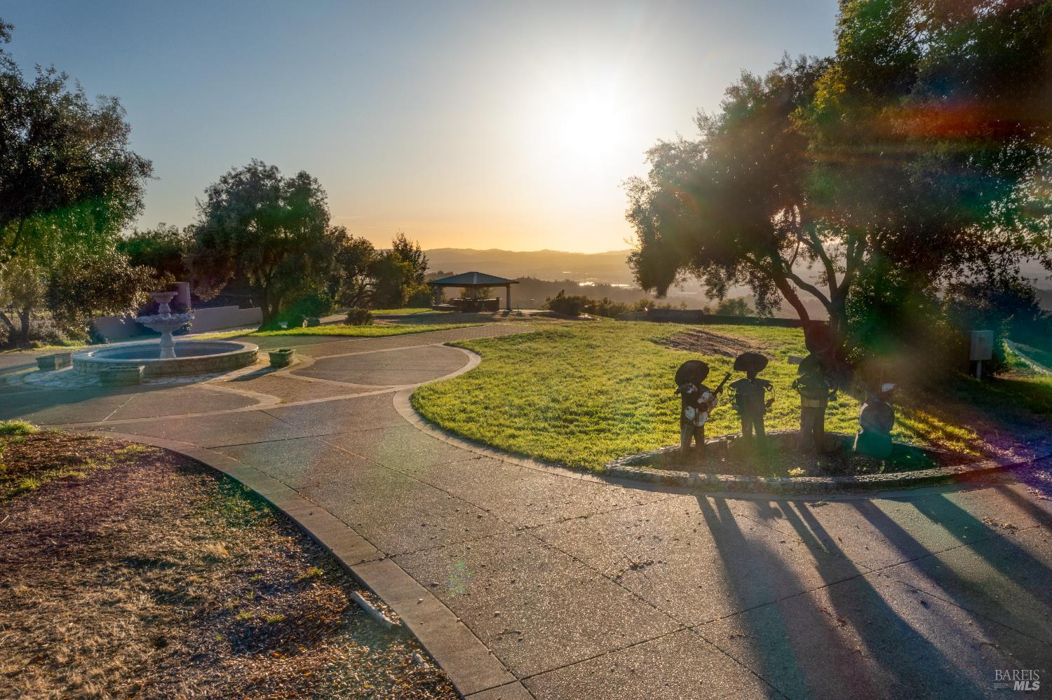 Detail Gallery Image 44 of 49 For 1980 Redwood Hill Ct, Santa Rosa,  CA 95404 - – Beds | – Baths