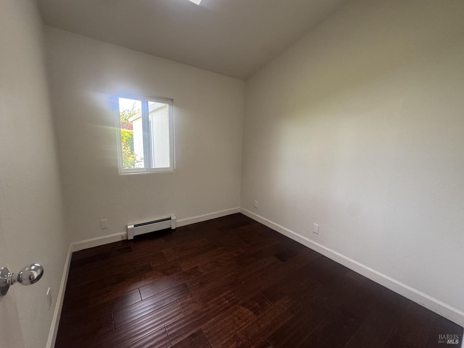 Detail Gallery Image 22 of 79 For 124 Montego Key, Novato,  CA 94949 - 4 Beds | 3 Baths