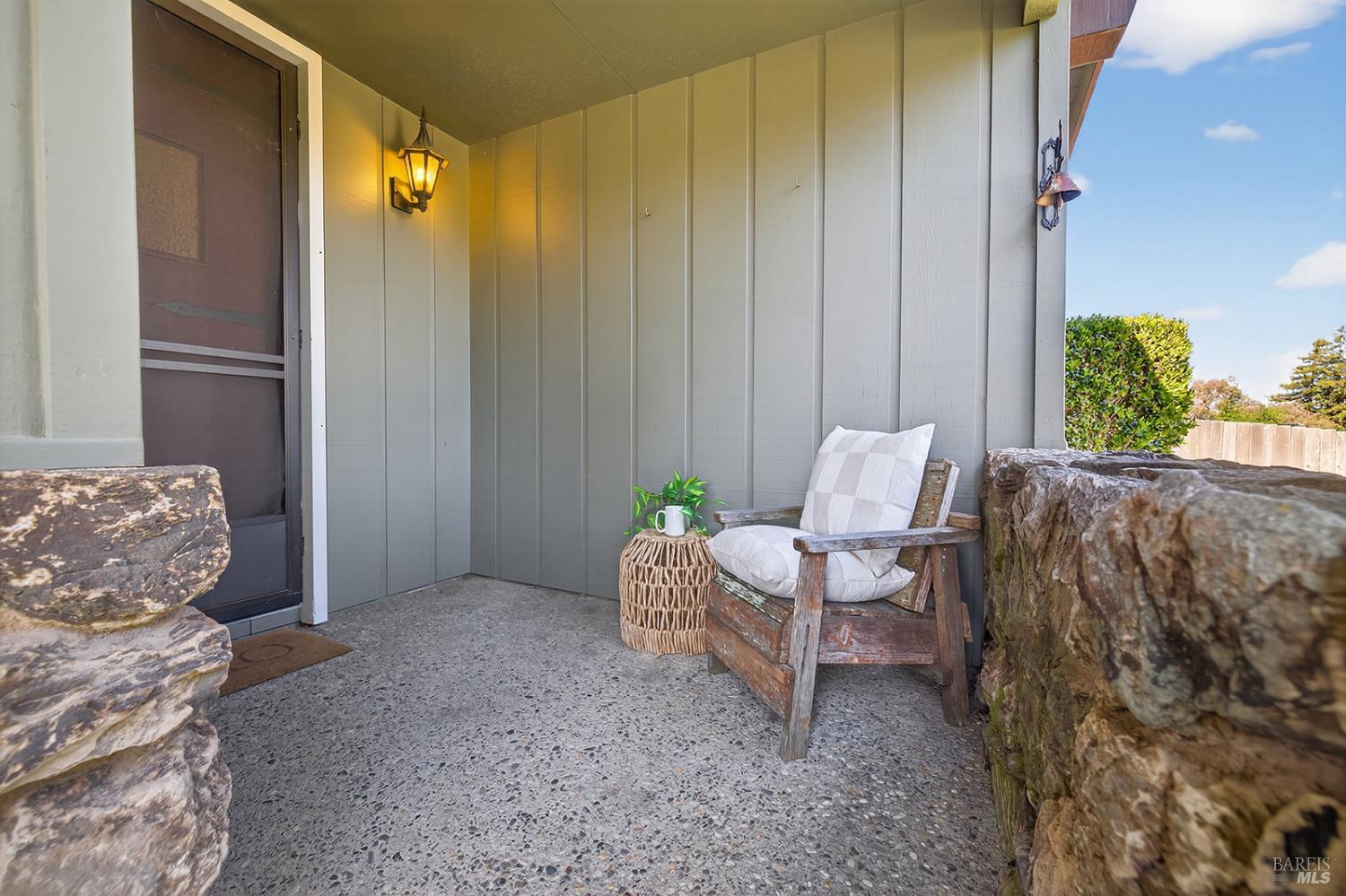 Detail Gallery Image 13 of 63 For 9699 Kelly Ln, Penngrove,  CA 94951 - 3 Beds | 2 Baths