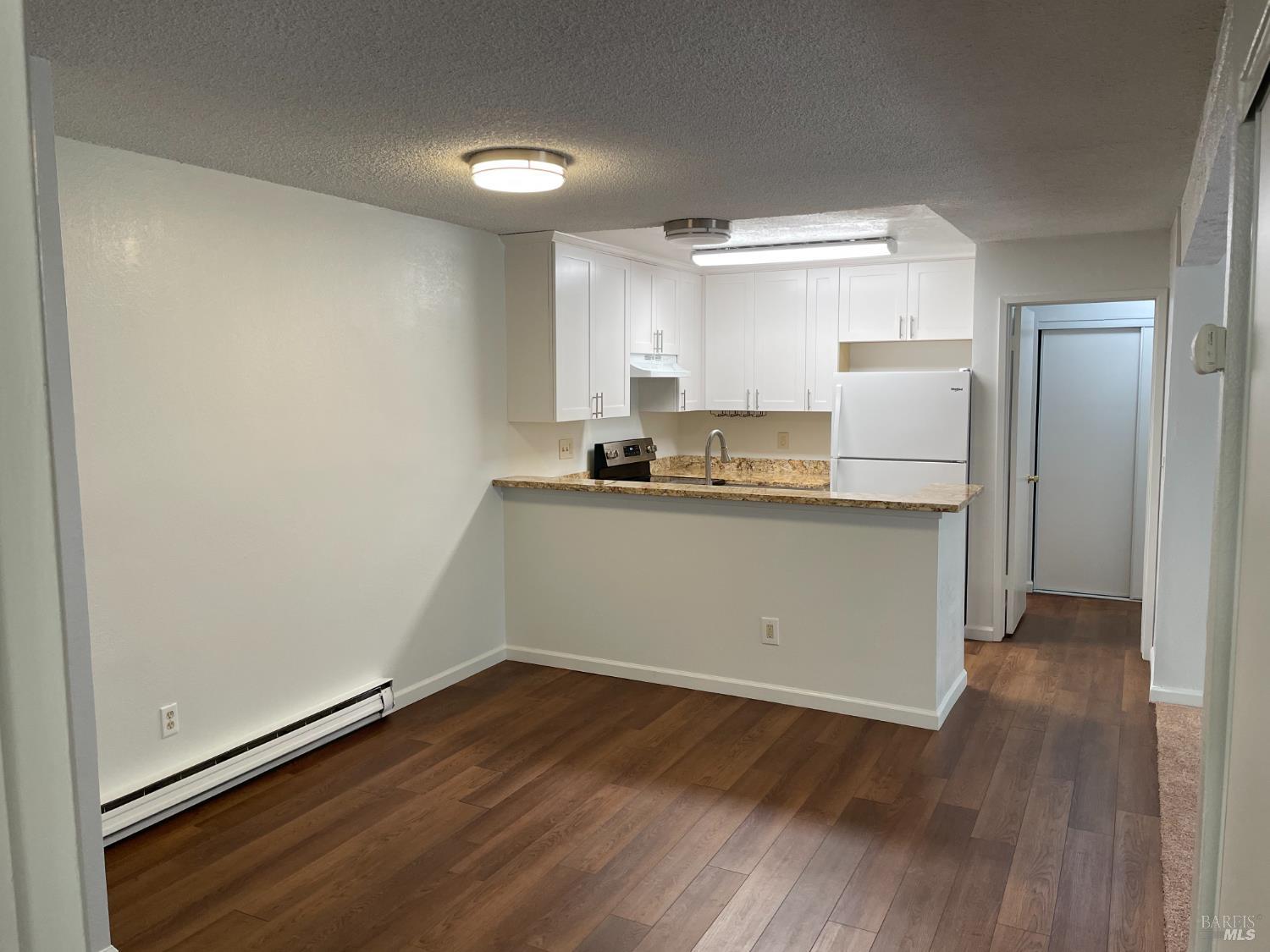 Detail Gallery Image 4 of 29 For 1333 N Camino Alto Unkn #130,  Vallejo,  CA 94589 - 2 Beds | 2 Baths