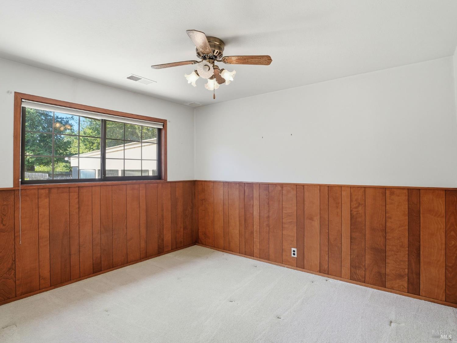 Detail Gallery Image 26 of 57 For 645 Speers Rd, Santa Rosa,  CA 95409 - 3 Beds | 2/1 Baths