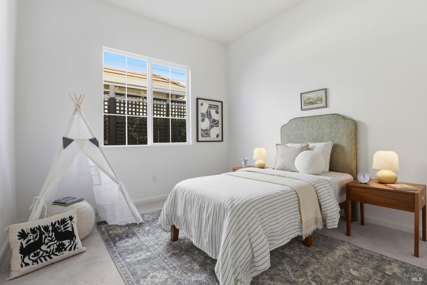 Detail Gallery Image 29 of 54 For 1043 Allen St, Petaluma,  CA 94954 - 4 Beds | 2 Baths