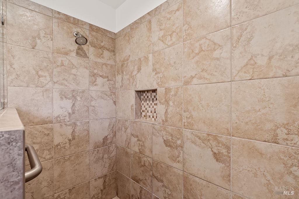 Detail Gallery Image 48 of 58 For 549 Catherine Ct, Santa Rosa,  CA 95409 - 3 Beds | 2/1 Baths