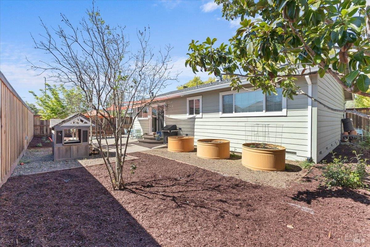 Detail Gallery Image 23 of 25 For 6900 Montecito Blvd, Santa Rosa,  CA 95409 - 3 Beds | 2 Baths