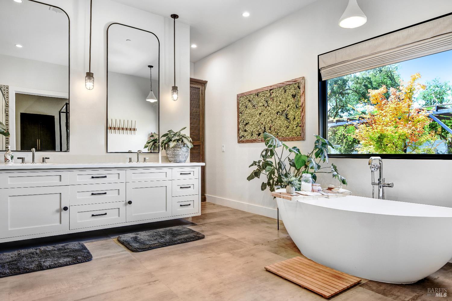 Detail Gallery Image 26 of 64 For 85 W Trinity Rd, Glen Ellen,  CA 95442 - 4 Beds | 5/2 Baths