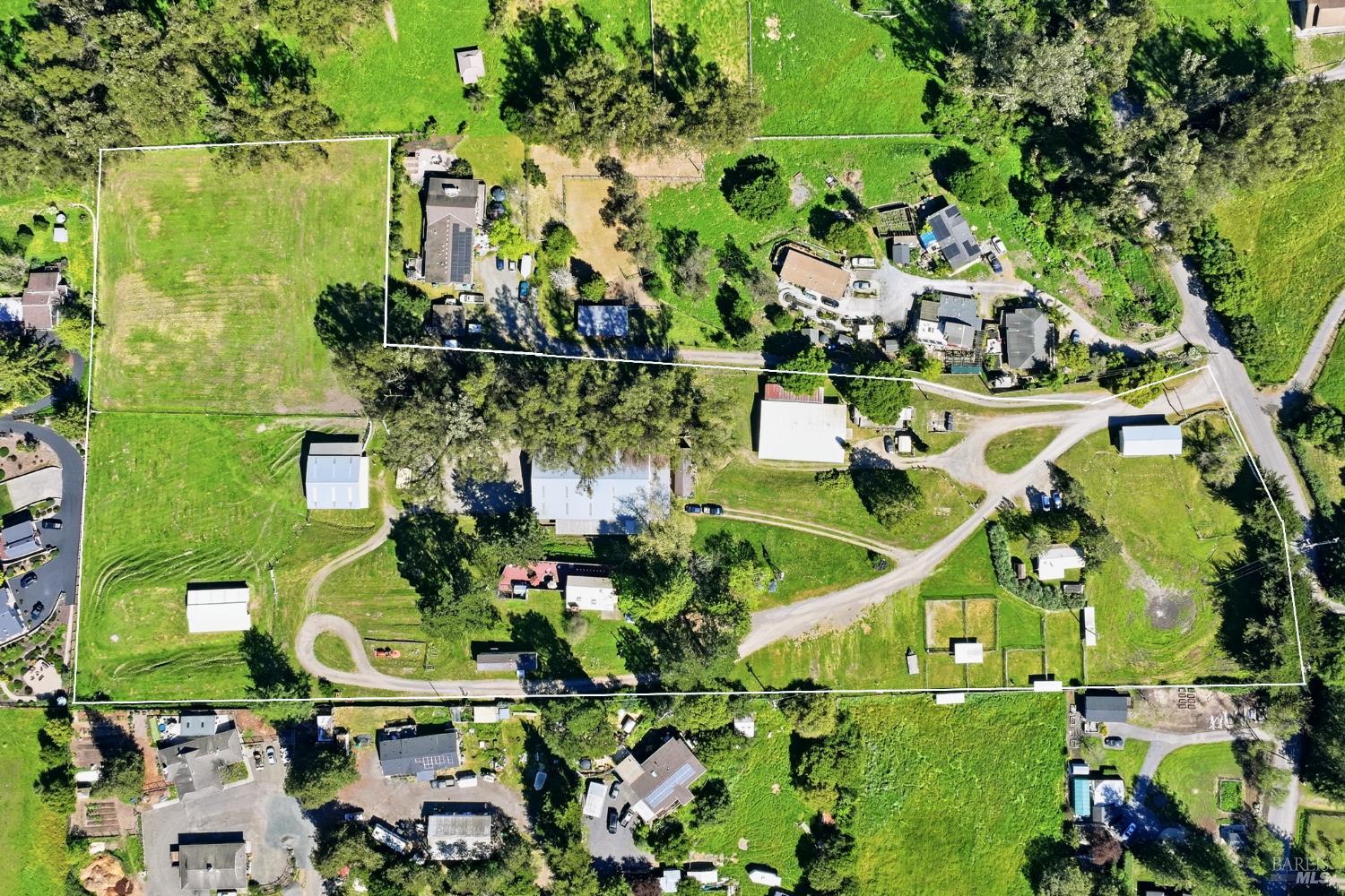 Detail Gallery Image 3 of 74 For 411 Highland Ave, Penngrove,  CA 94951 - 2 Beds | 1 Baths