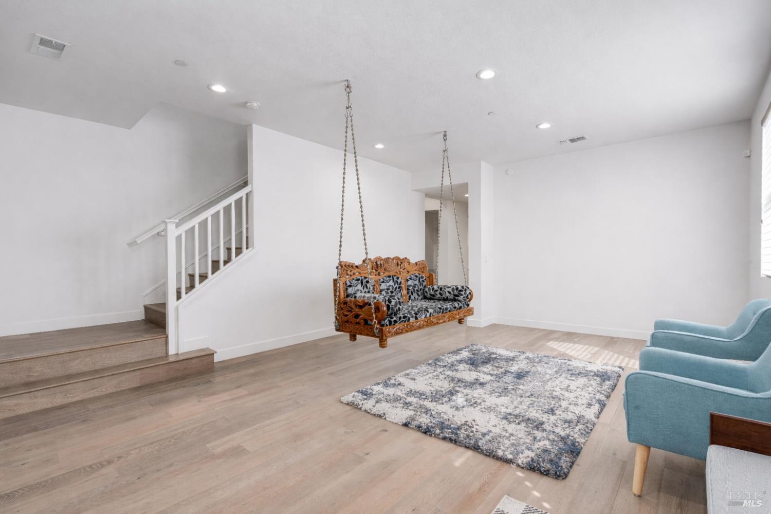 Detail Gallery Image 23 of 64 For 2521 Barley Ln, Santa Rosa,  CA 95403 - 5 Beds | 4 Baths