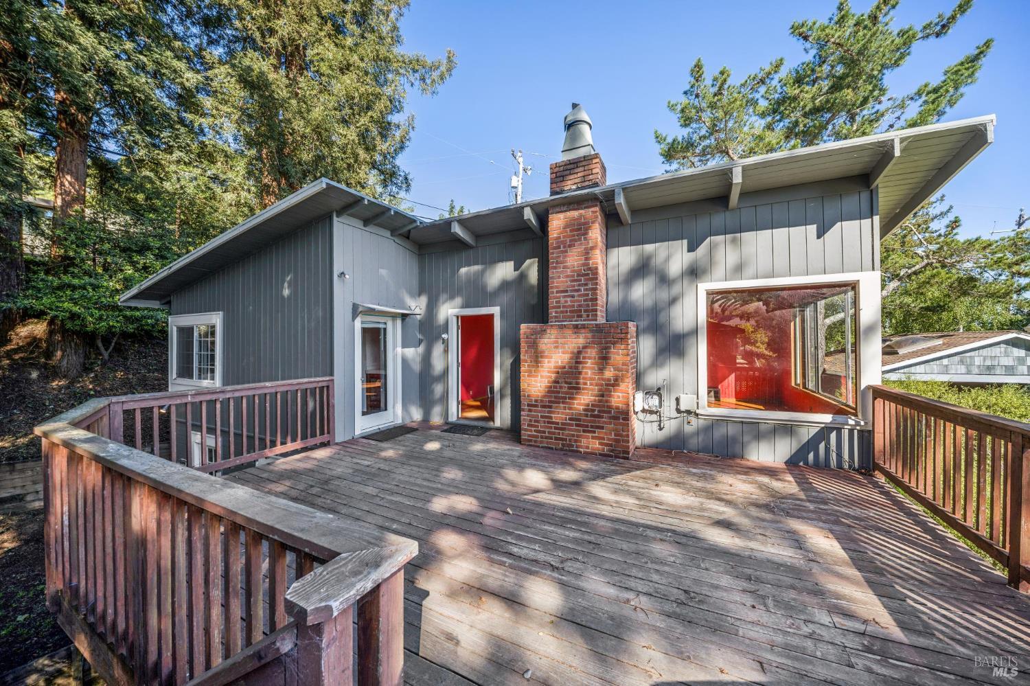 Detail Gallery Image 42 of 50 For 141 Edison Ave, Corte Madera,  CA 94925 - 2 Beds | 1/1 Baths