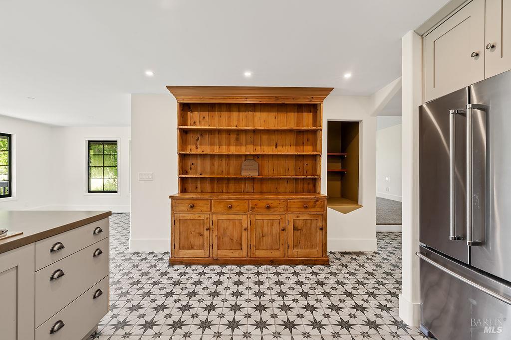 Detail Gallery Image 24 of 58 For 549 Catherine Ct, Santa Rosa,  CA 95409 - 3 Beds | 2/1 Baths