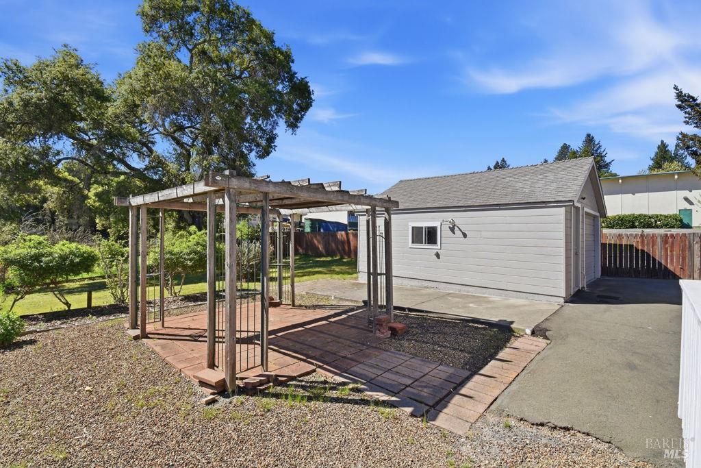 Detail Gallery Image 37 of 39 For 7265 Hayden Ave, Sebastopol,  CA 95472 - 2 Beds | 1 Baths