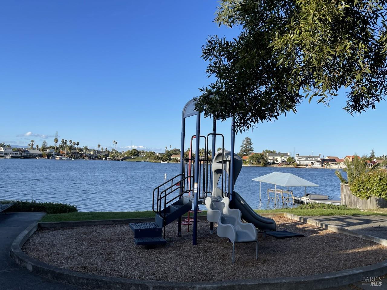 Detail Gallery Image 65 of 79 For 124 Montego Key, Novato,  CA 94949 - 4 Beds | 3 Baths