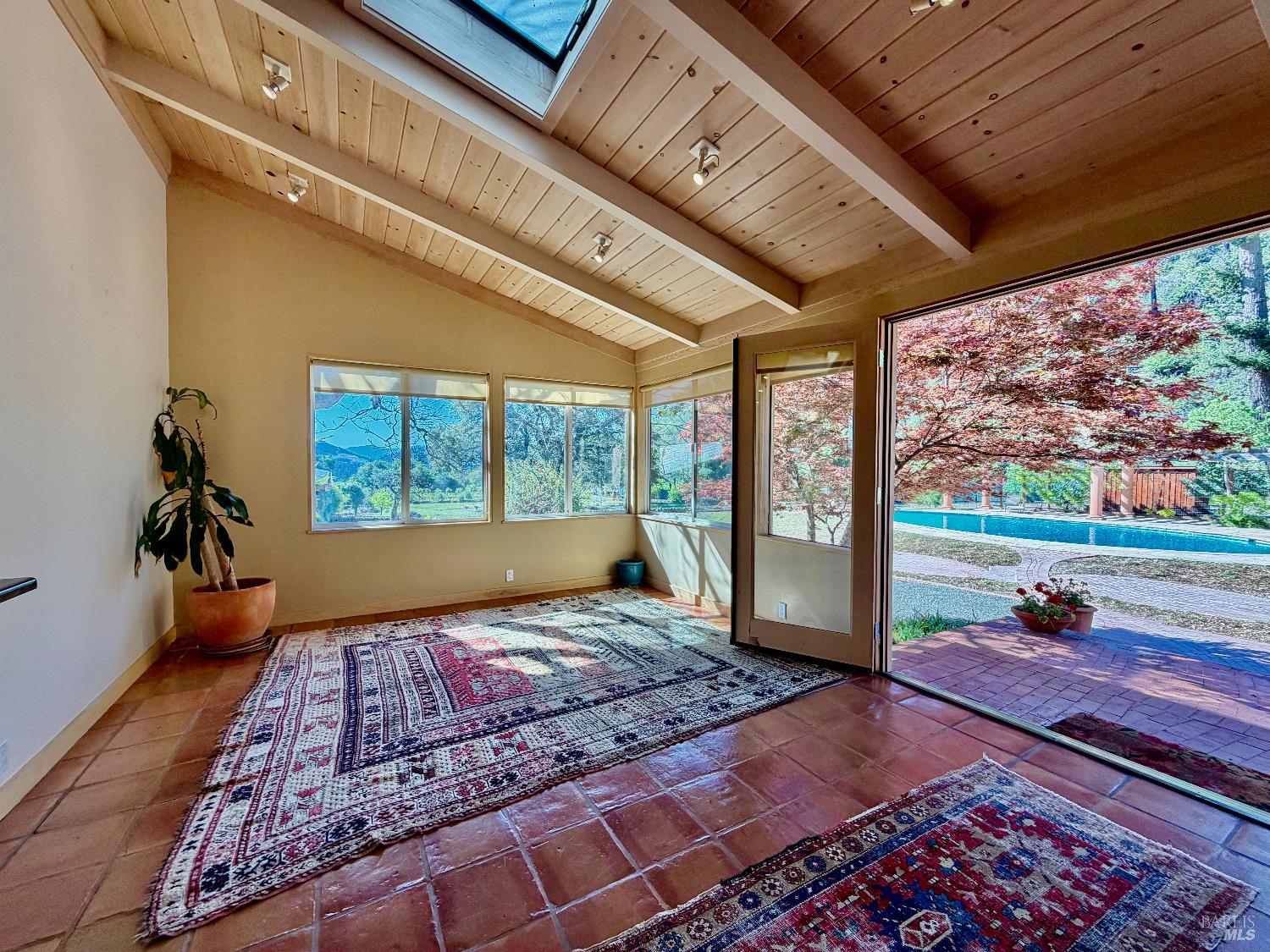 Detail Gallery Image 3 of 50 For 321 Dutch Henry Canyon Rd, Calistoga,  CA 94515 - 3 Beds | 3 Baths