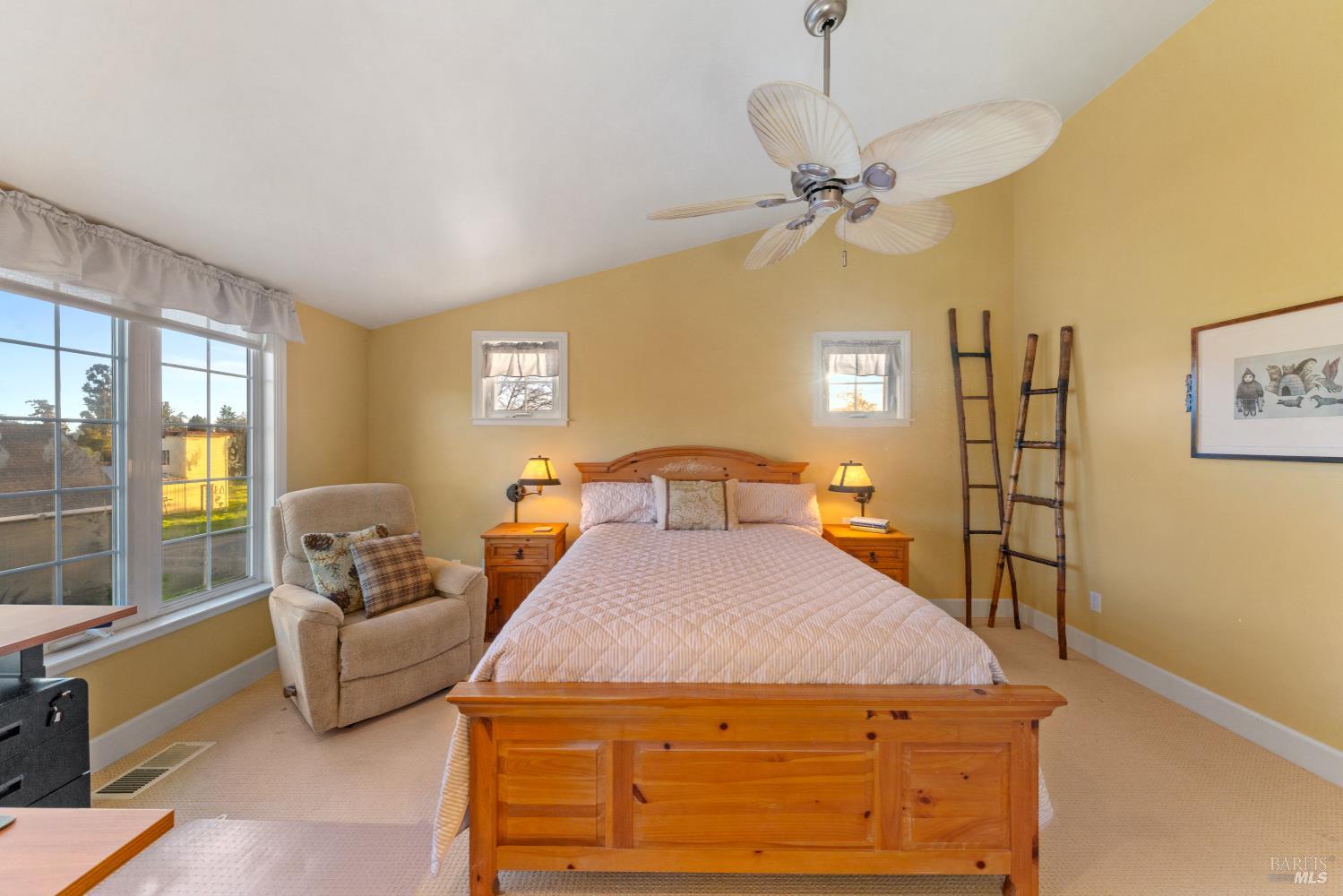 Detail Gallery Image 20 of 47 For 1245 Castle Rd, Sonoma,  CA 95476 - 2 Beds | 4/1 Baths