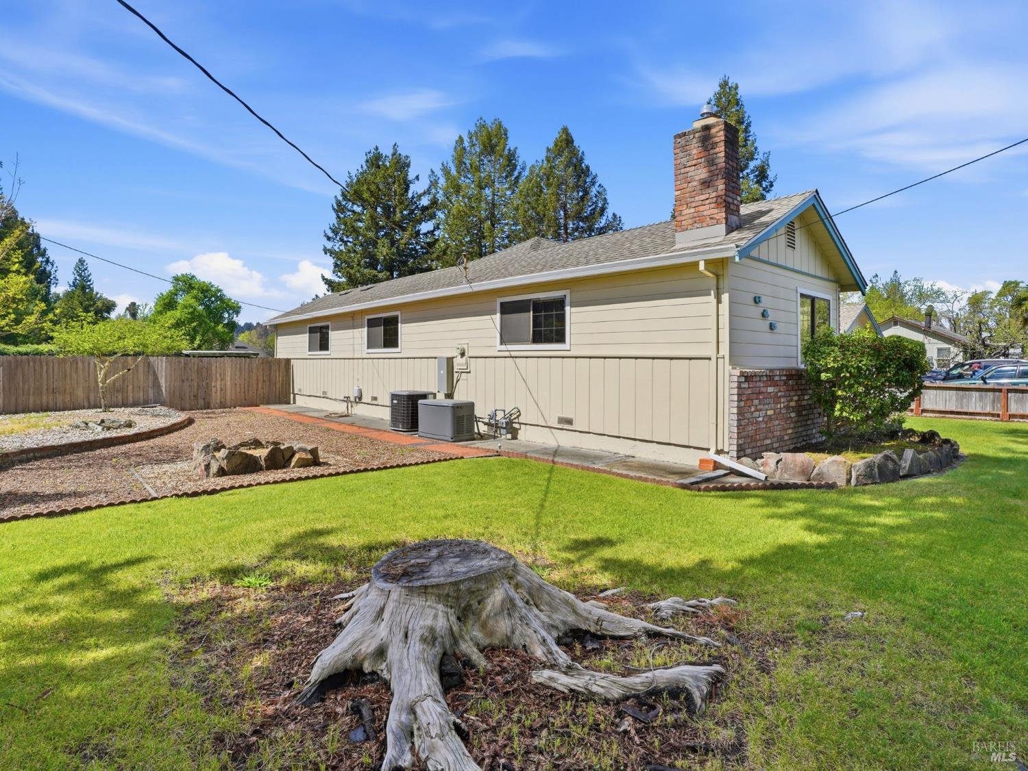 Detail Gallery Image 35 of 57 For 645 Speers Rd, Santa Rosa,  CA 95409 - 3 Beds | 2/1 Baths