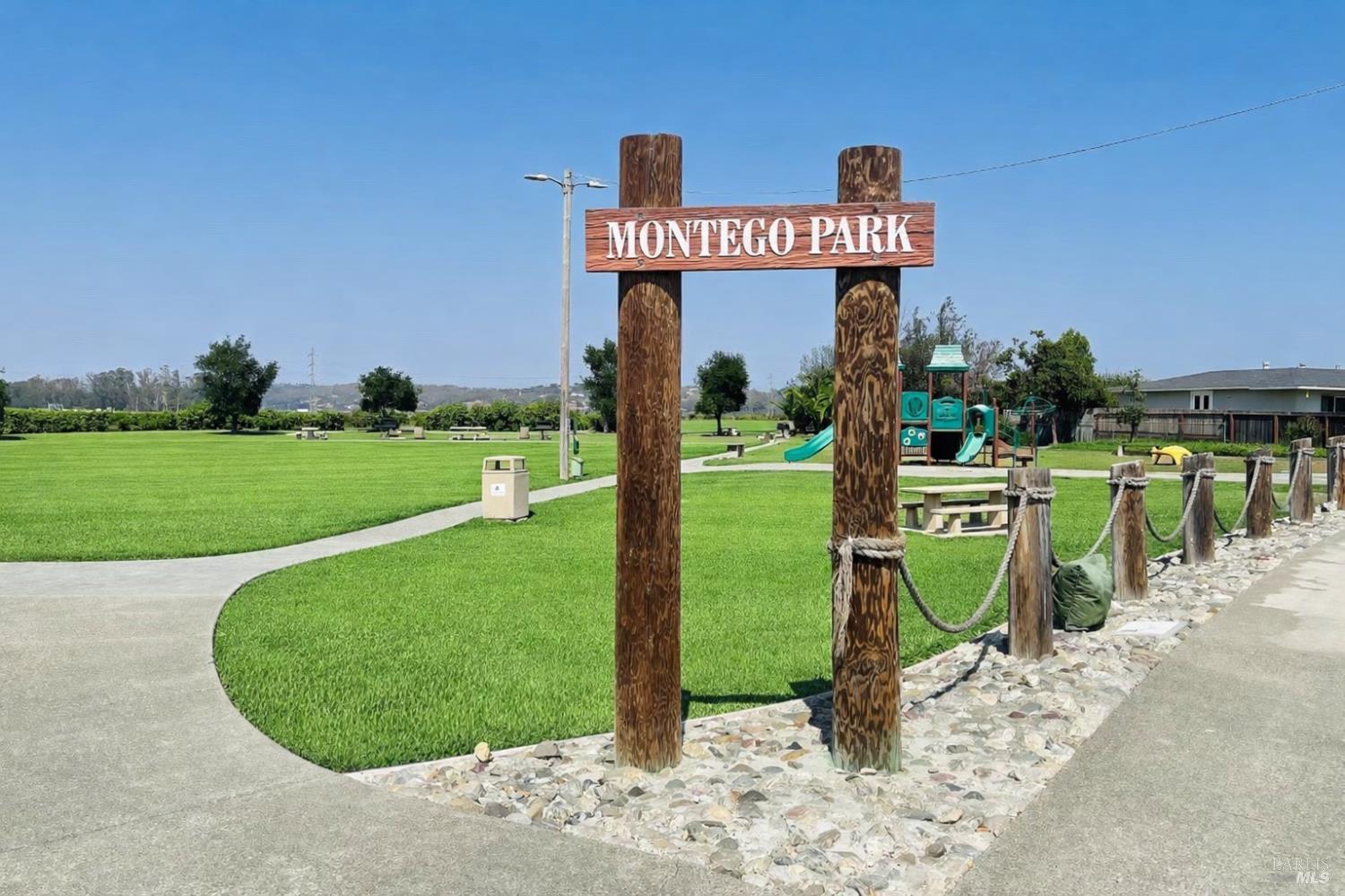 Detail Gallery Image 57 of 79 For 124 Montego Key, Novato,  CA 94949 - 4 Beds | 3 Baths