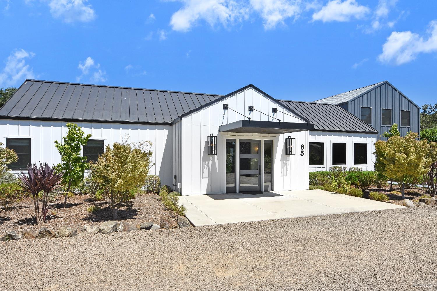 Detail Gallery Image 12 of 64 For 85 W Trinity Rd, Glen Ellen,  CA 95442 - 4 Beds | 5/2 Baths