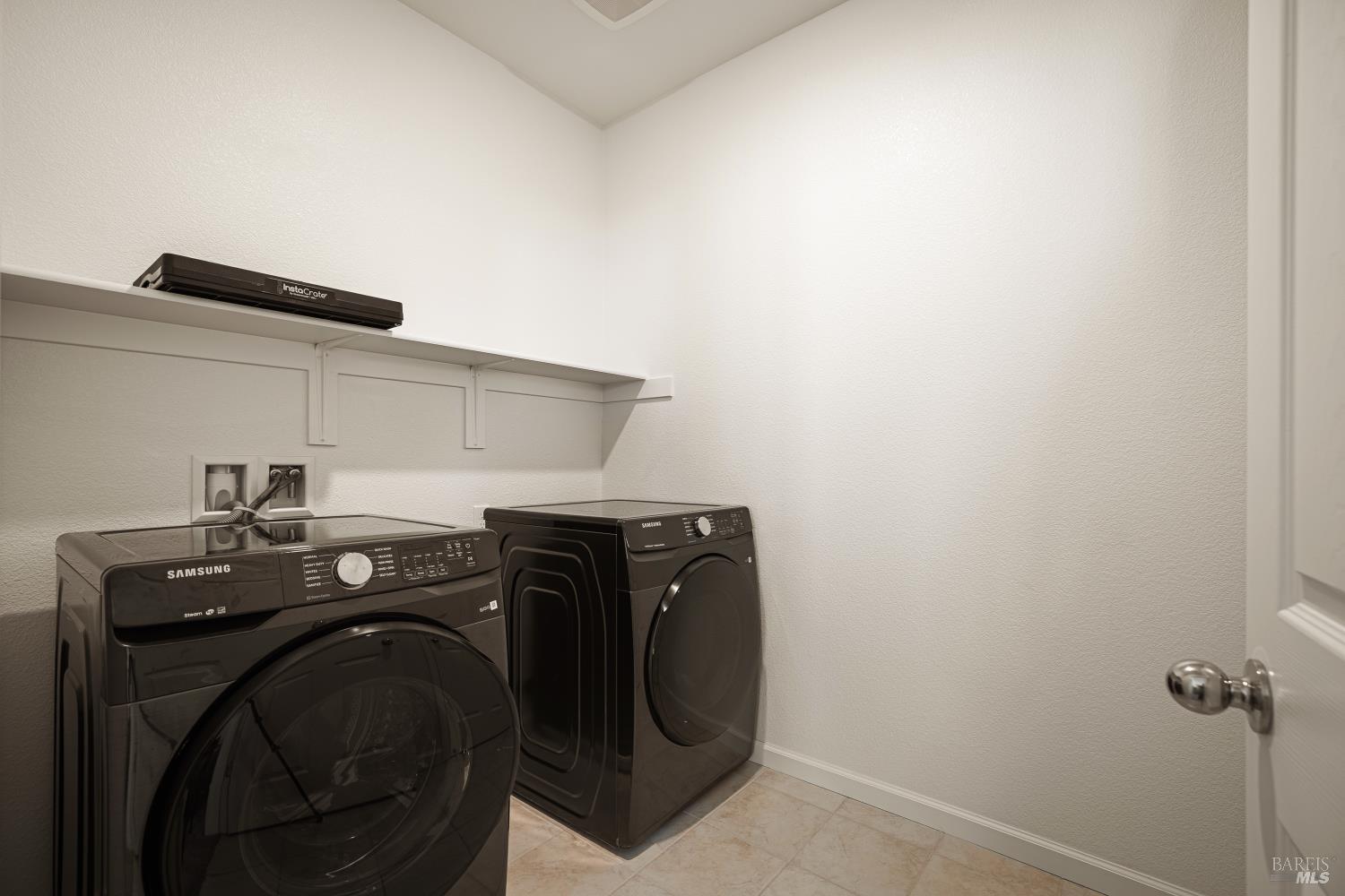 Detail Gallery Image 46 of 48 For 938 Fruit Stand Cir, Vacaville,  CA 95688 - 4 Beds | 4 Baths