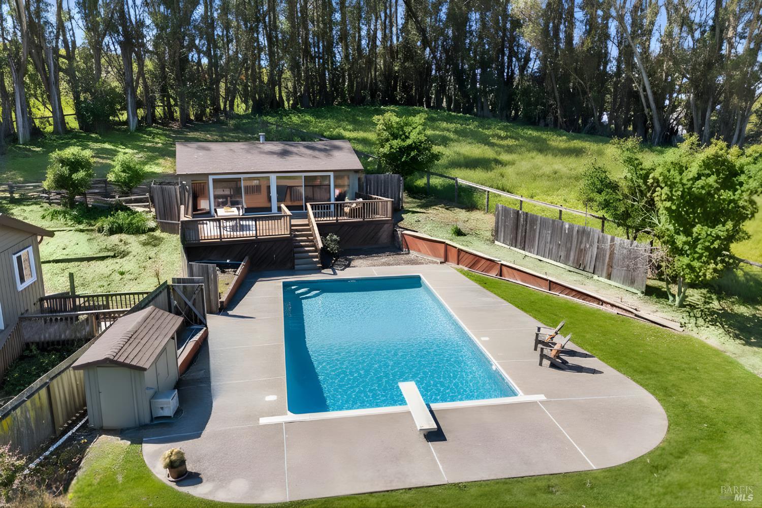 Detail Gallery Image 6 of 63 For 9699 Kelly Ln, Penngrove,  CA 94951 - 3 Beds | 2 Baths