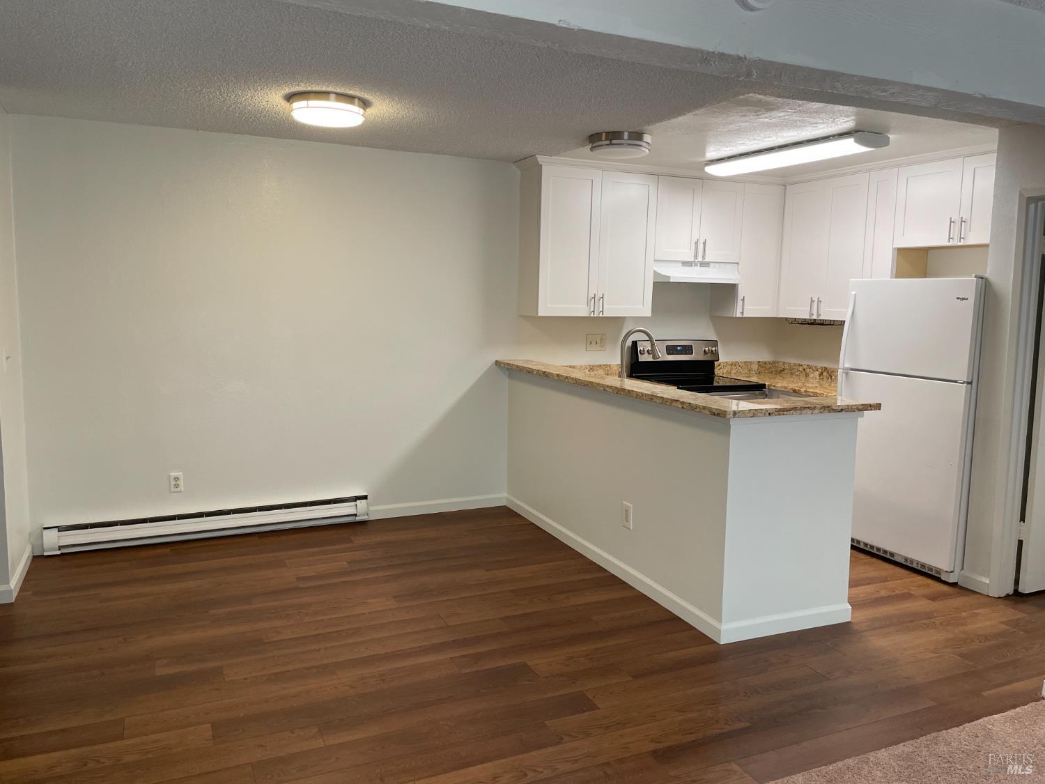 Detail Gallery Image 5 of 29 For 1333 N Camino Alto Unkn #130,  Vallejo,  CA 94589 - 2 Beds | 2 Baths