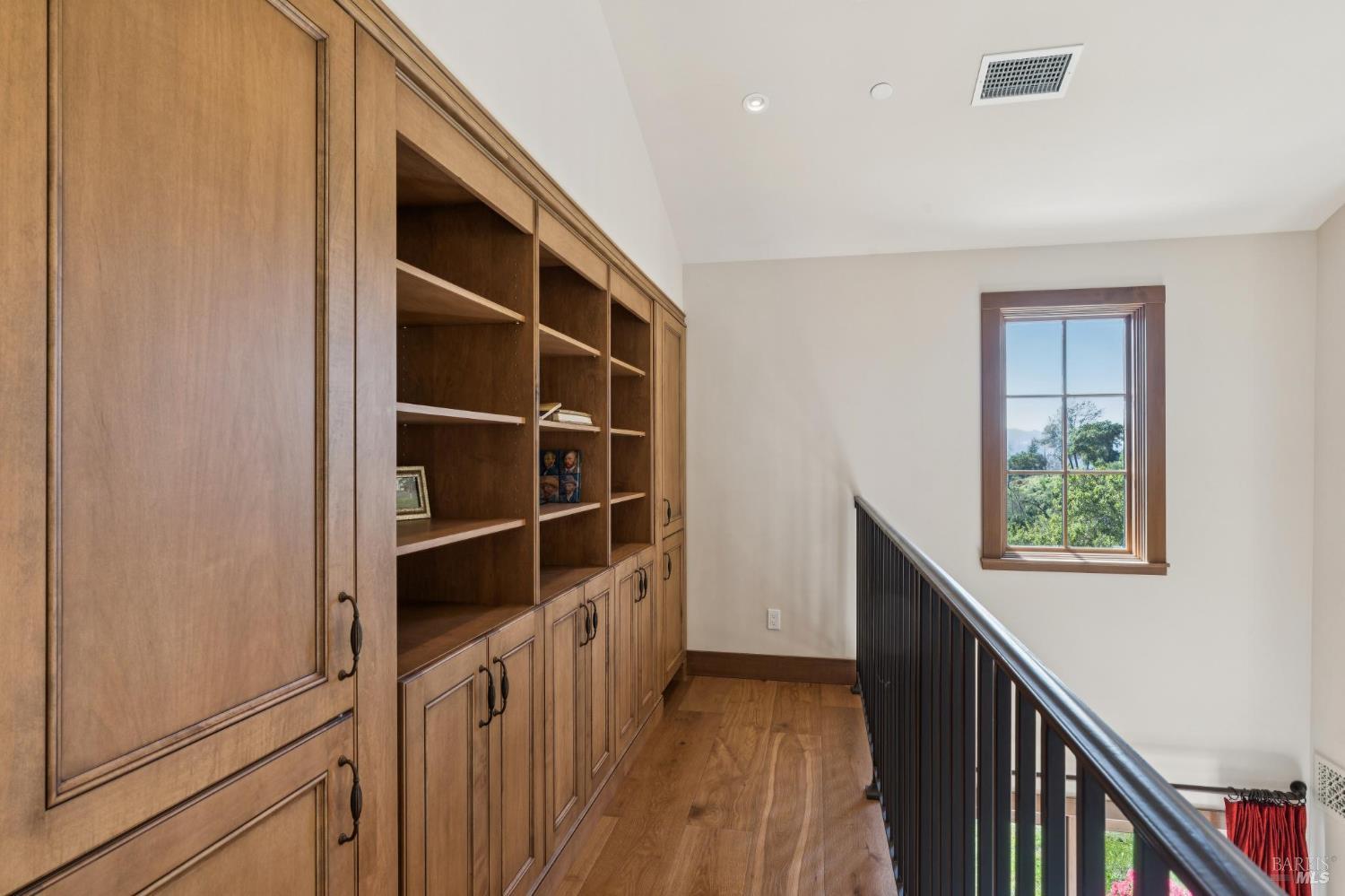Detail Gallery Image 18 of 57 For 1044 Deer Park Rd, Deer Park,  CA 94576 - 3 Beds | 2/1 Baths