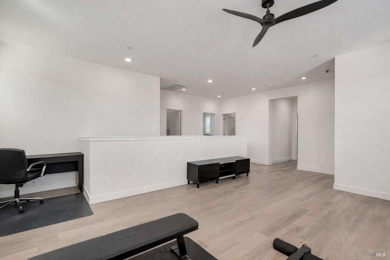 Detail Gallery Image 38 of 64 For 2521 Barley Ln, Santa Rosa,  CA 95403 - 5 Beds | 4 Baths