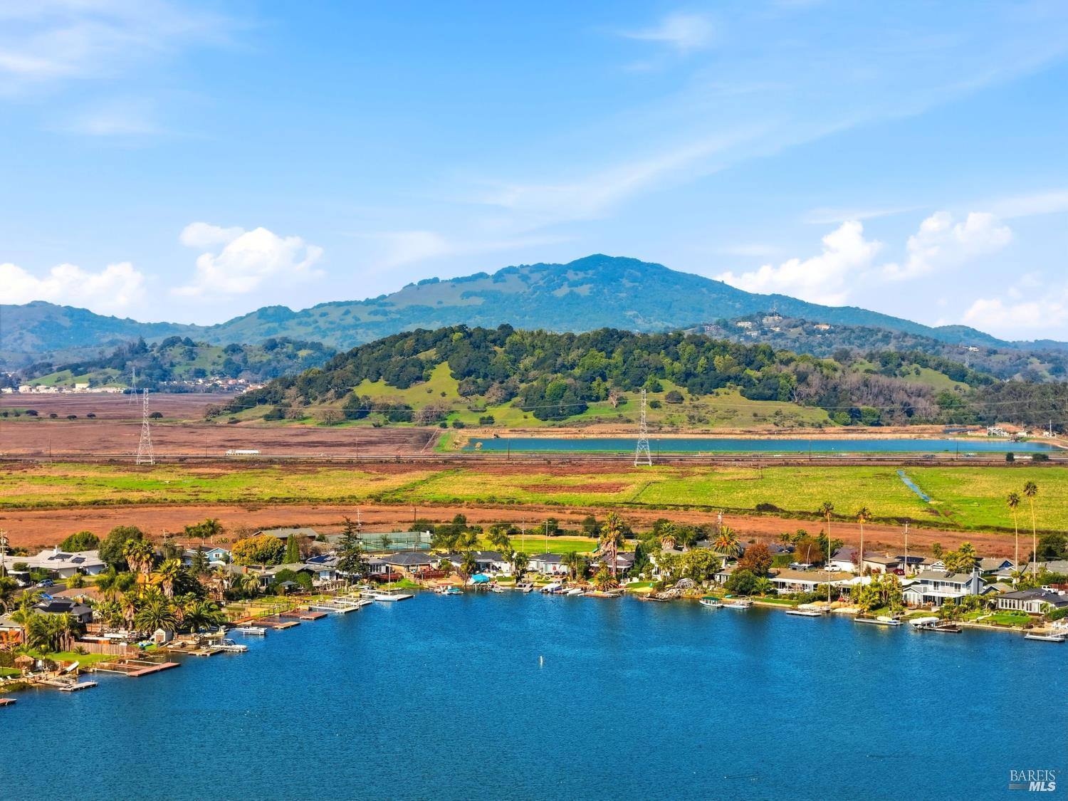 Detail Gallery Image 69 of 79 For 124 Montego Key, Novato,  CA 94949 - 4 Beds | 3 Baths