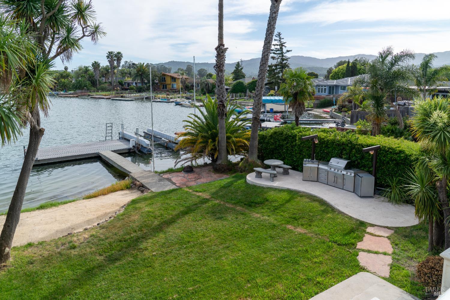 Detail Gallery Image 43 of 79 For 124 Montego Key, Novato,  CA 94949 - 4 Beds | 3 Baths