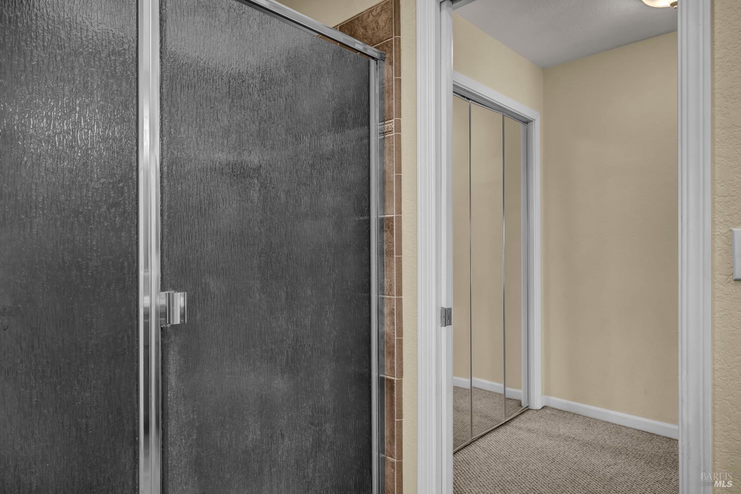 Detail Gallery Image 18 of 33 For 17120 Knollview Dr, Hidden Valley Lake,  CA 95467 - 3 Beds | 2 Baths