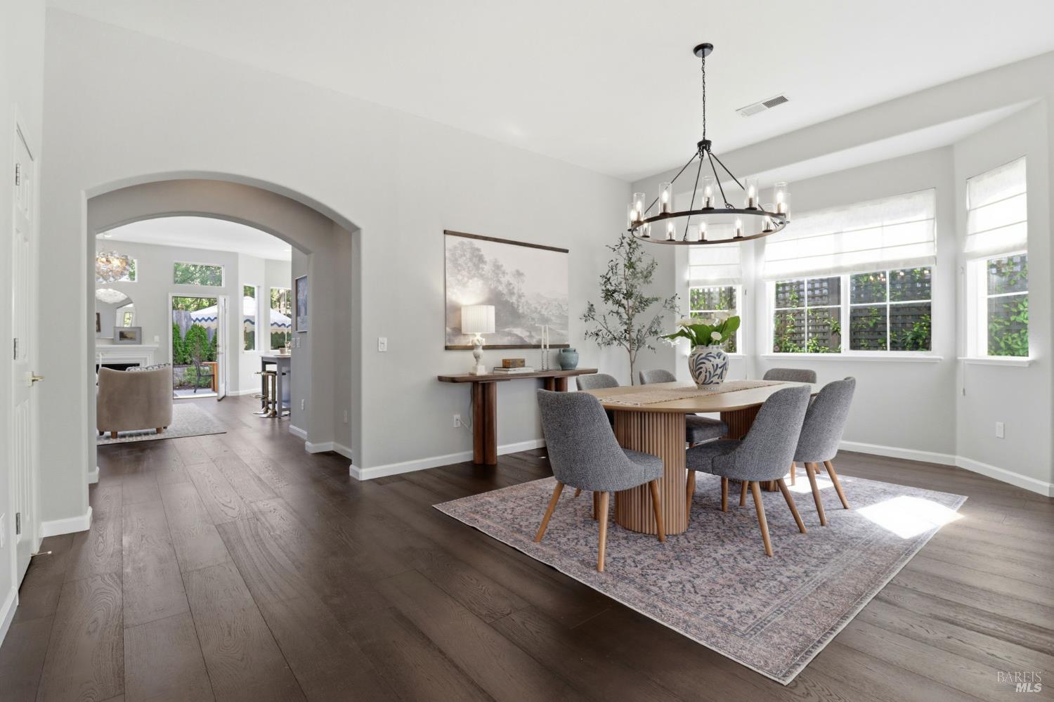 Detail Gallery Image 19 of 54 For 1043 Allen St, Petaluma,  CA 94954 - 4 Beds | 2 Baths