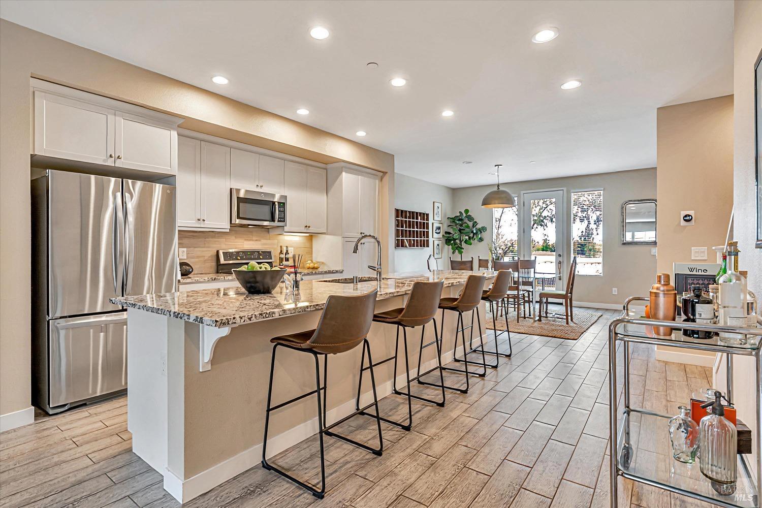 Front Image Thumbnail for BA326023871